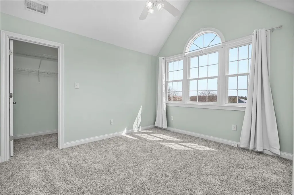 3701 Hidden Lake Lane Lexington KY 40516