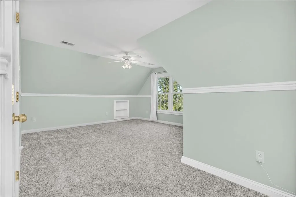3701 Hidden Lake Lane Lexington KY 40516