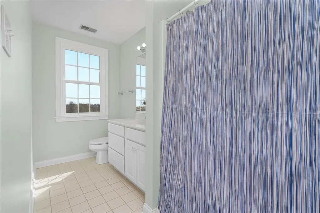 3701 Hidden Lake Lane Lexington KY 40516