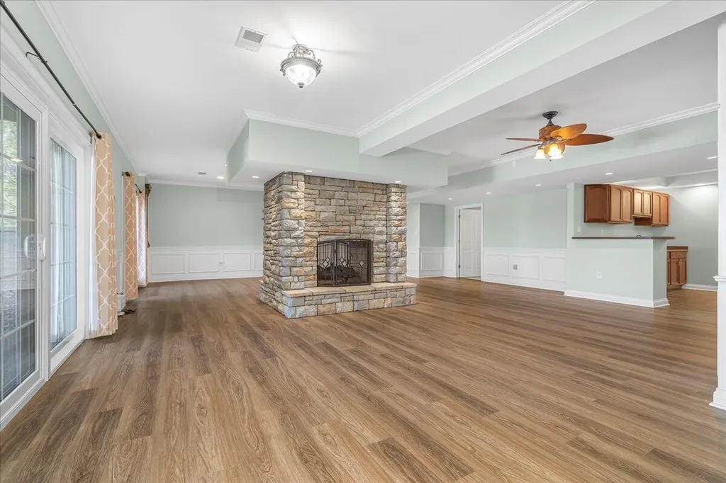 3701 Hidden Lake Lane Lexington KY 40516