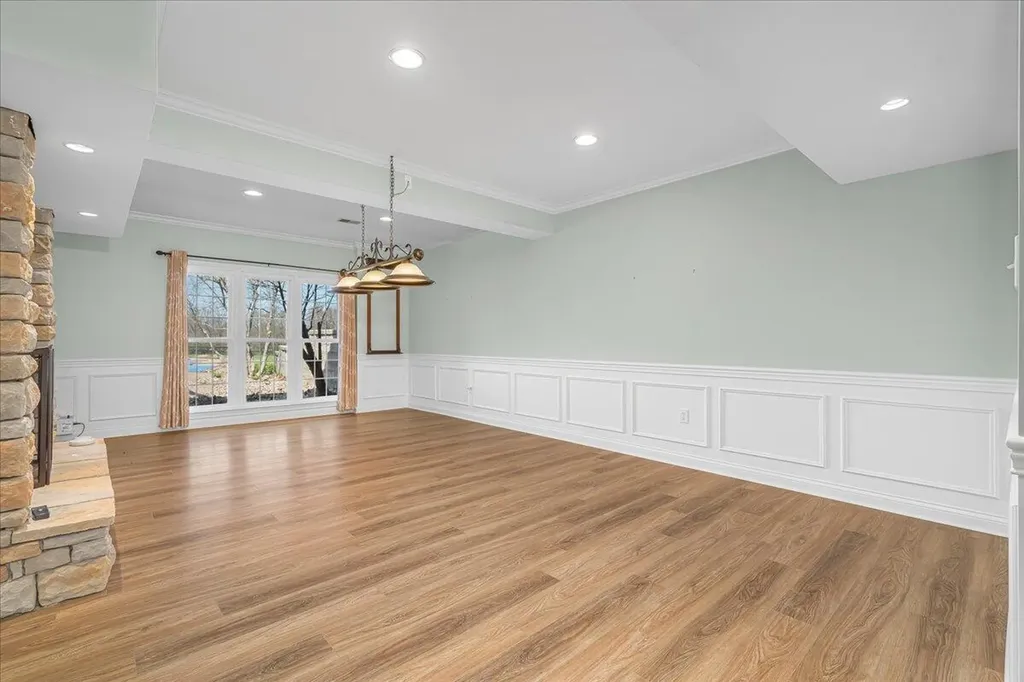 3701 Hidden Lake Lane Lexington KY 40516