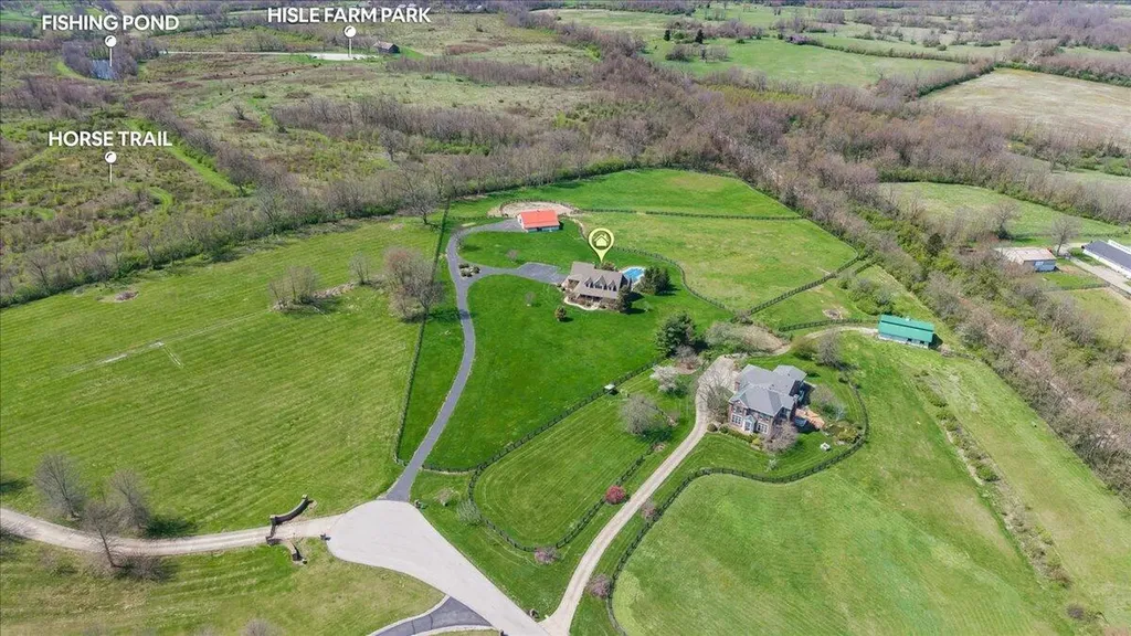 3701 Hidden Lake Lane Lexington KY 40516