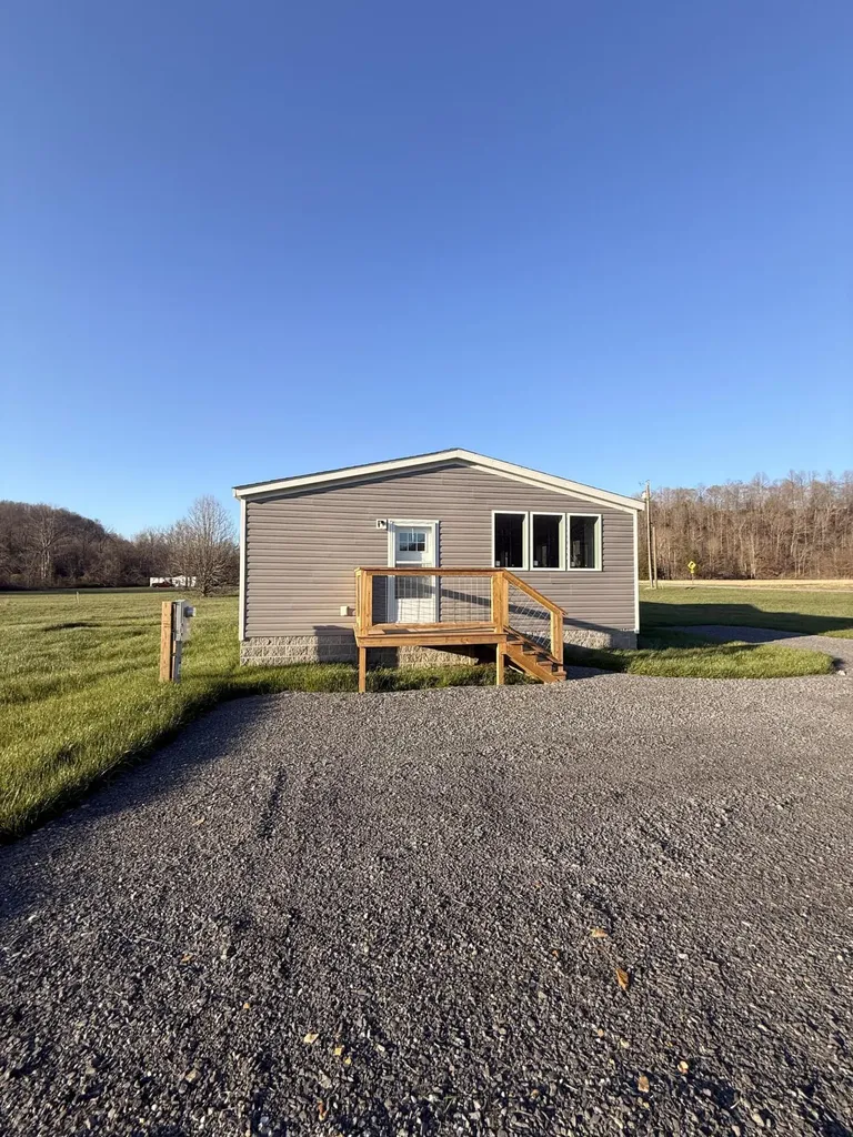 1135 Upper Brush Creek Road Liberty KY 42539