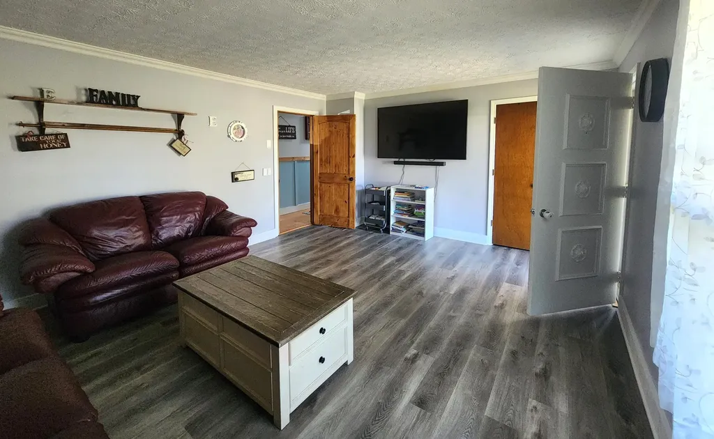 300 Longview Street Harrodsburg KY 40330