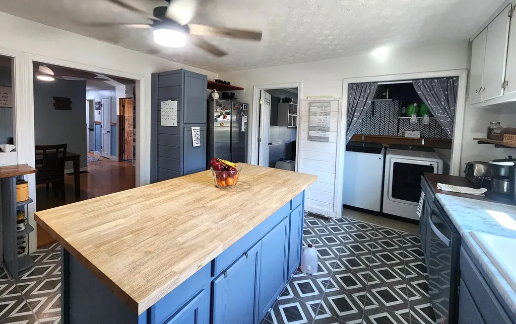 300 Longview Street Harrodsburg KY 40330