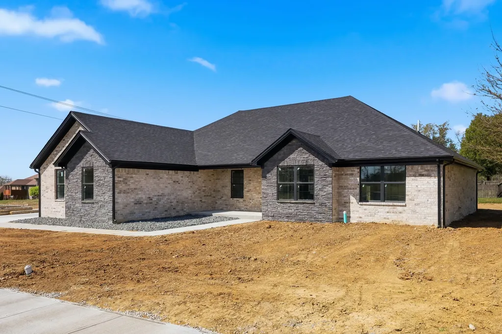213 Delancey Street Berea KY 40403