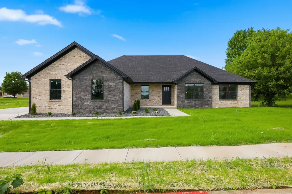 213 Delancey Street Berea KY 40403