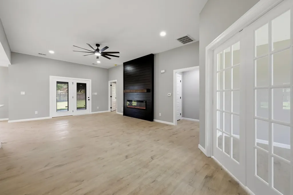 213 Delancey Street Berea KY 40403