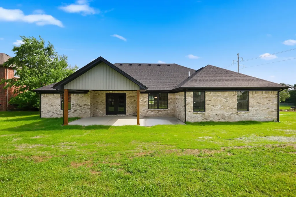 213 Delancey Street Berea KY 40403