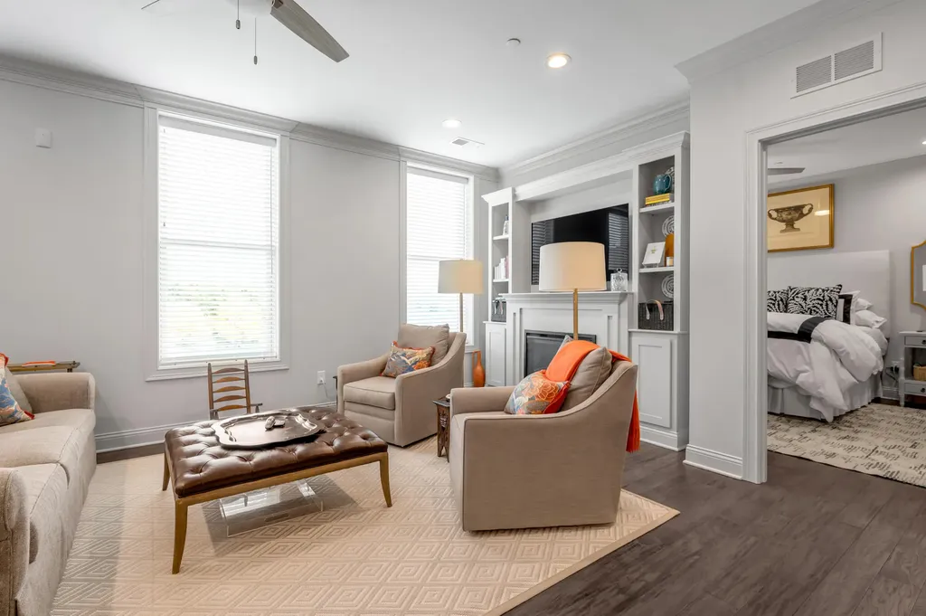 369 E Main Street Lexington KY 40507