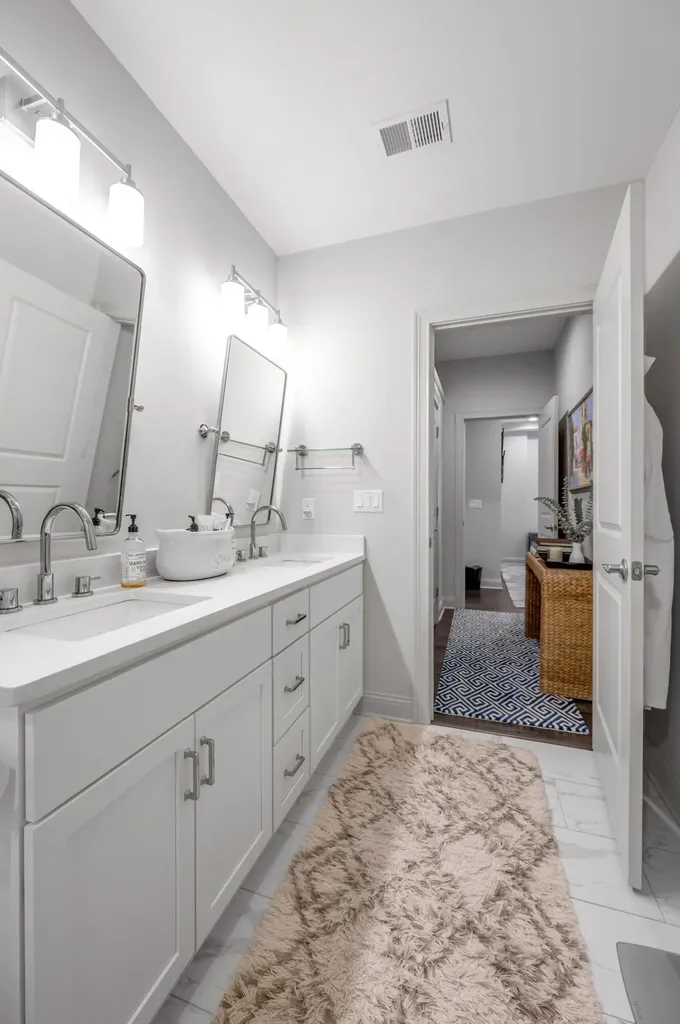 369 E Main Street Lexington KY 40507