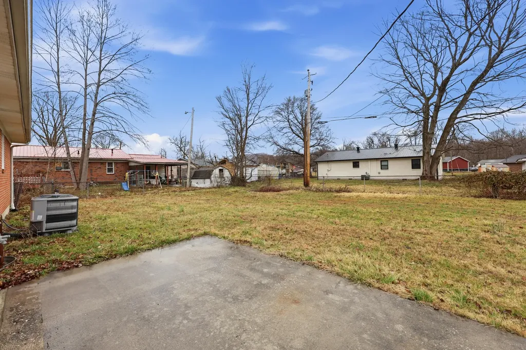 226 Airport Road Stanton KY 40380