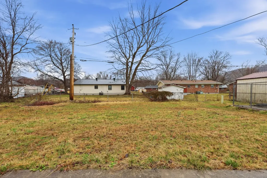 226 Airport Road Stanton KY 40380
