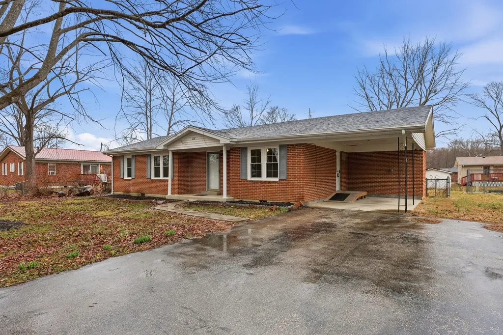 226 Airport Road Stanton KY 40380