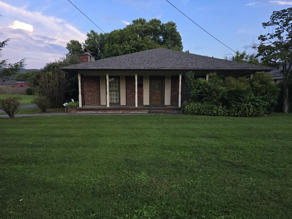 1203 Winchester Avenue Middlesboro KY 40965