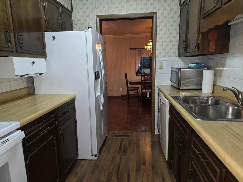 1203 Winchester Avenue Middlesboro KY 40965
