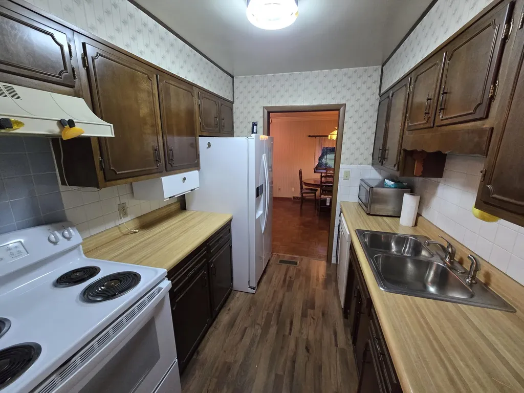 1203 Winchester Avenue Middlesboro KY 40965