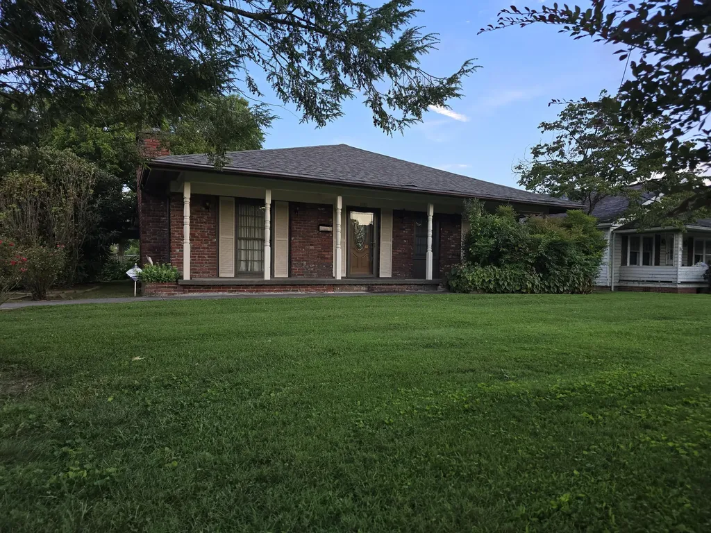 1203 Winchester Avenue Middlesboro KY 40965