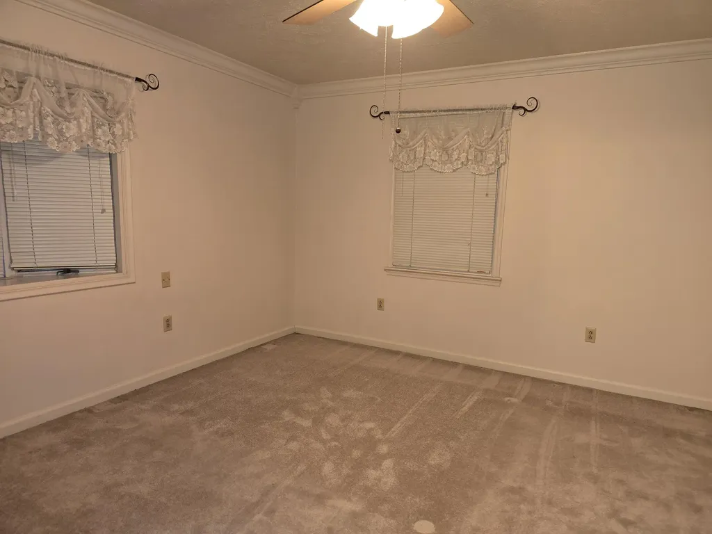 1203 Winchester Avenue Middlesboro KY 40965