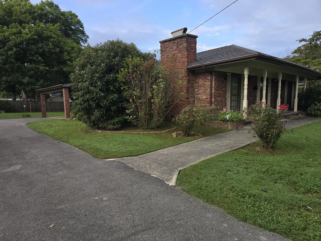 1203 Winchester Avenue Middlesboro KY 40965