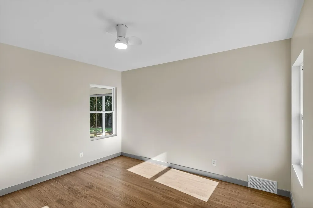 74 Summit Burnside KY 42519