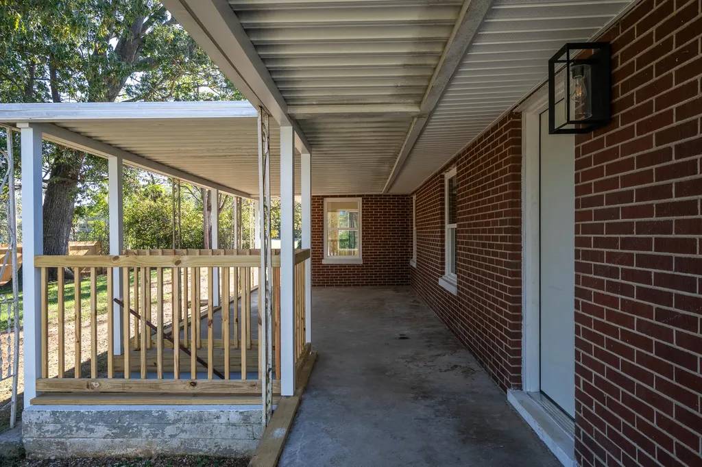 74 Summit Burnside KY 42519