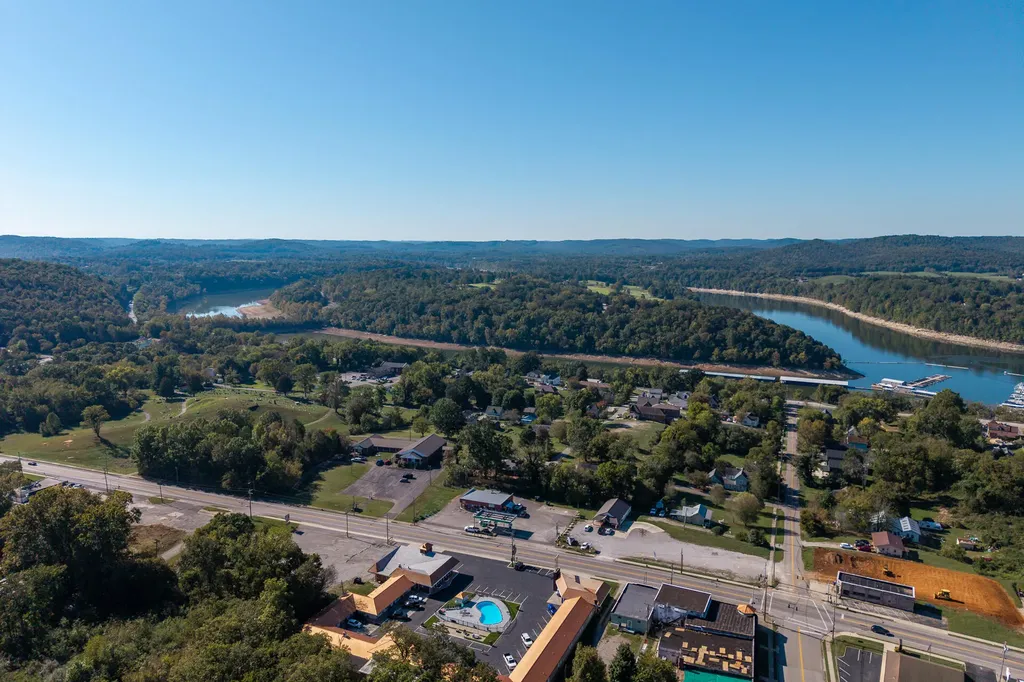 74 Summit Burnside KY 42519