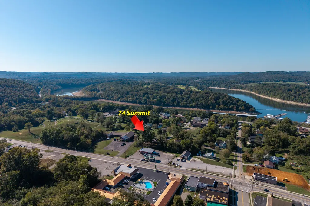 74 Summit Burnside KY 42519