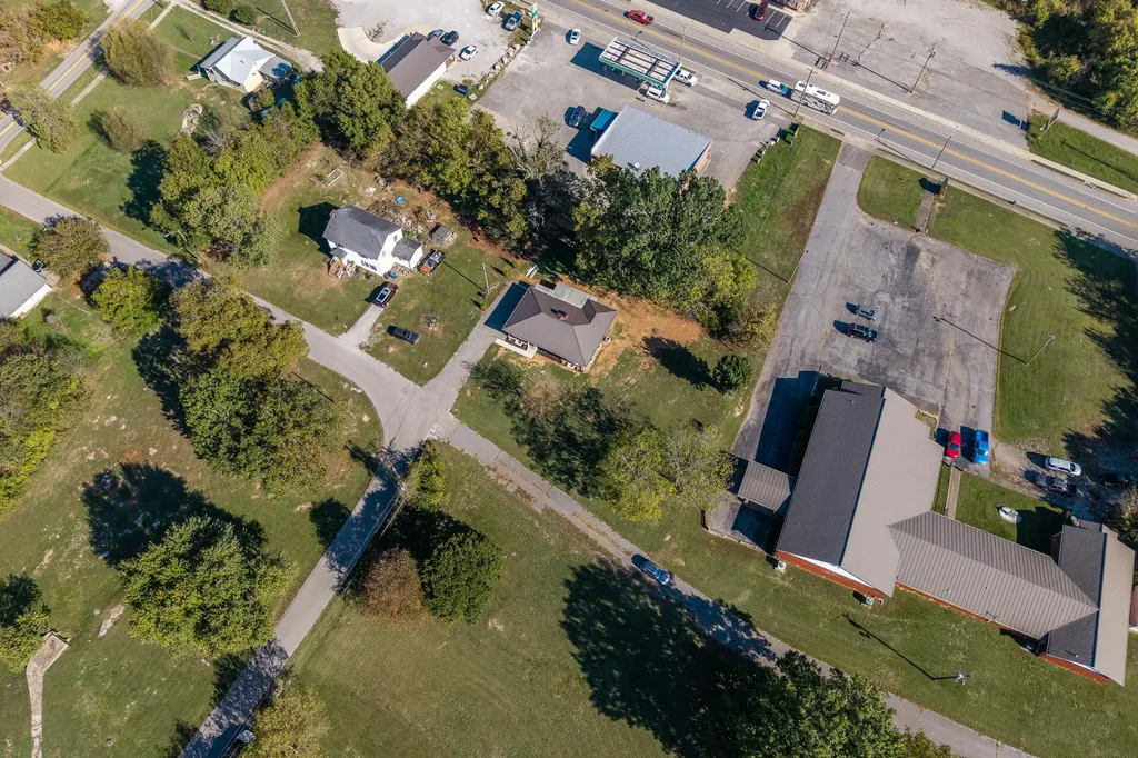 74 Summit Burnside KY 42519