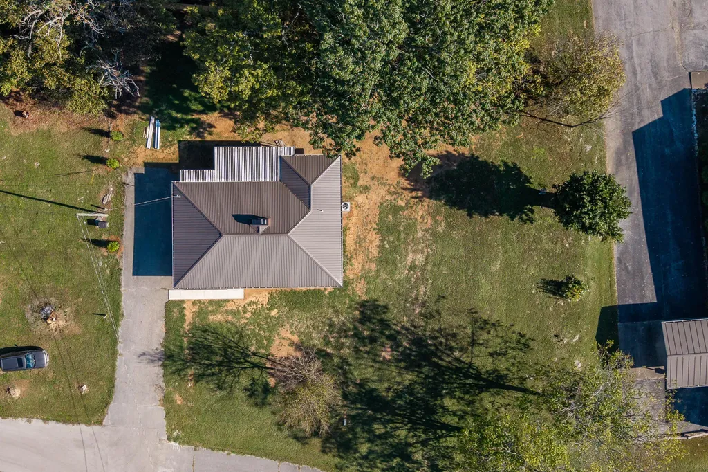 74 Summit Burnside KY 42519