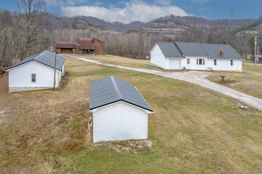 48 Burks Court West Liberty KY 41472