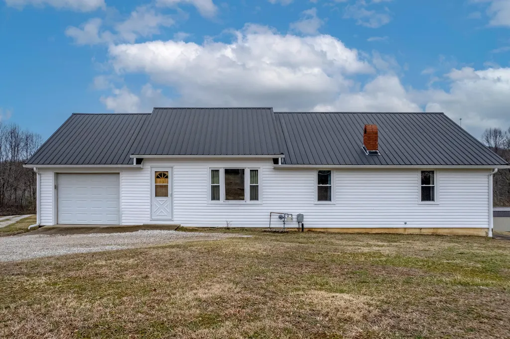 48 Burks Court West Liberty KY 41472
