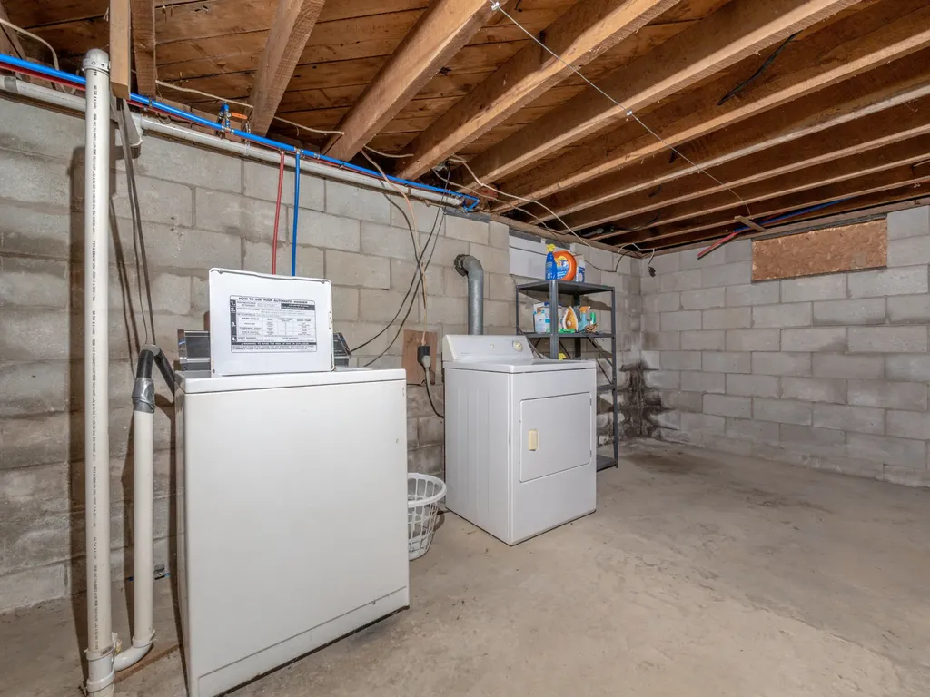 48 Burks Court West Liberty KY 41472