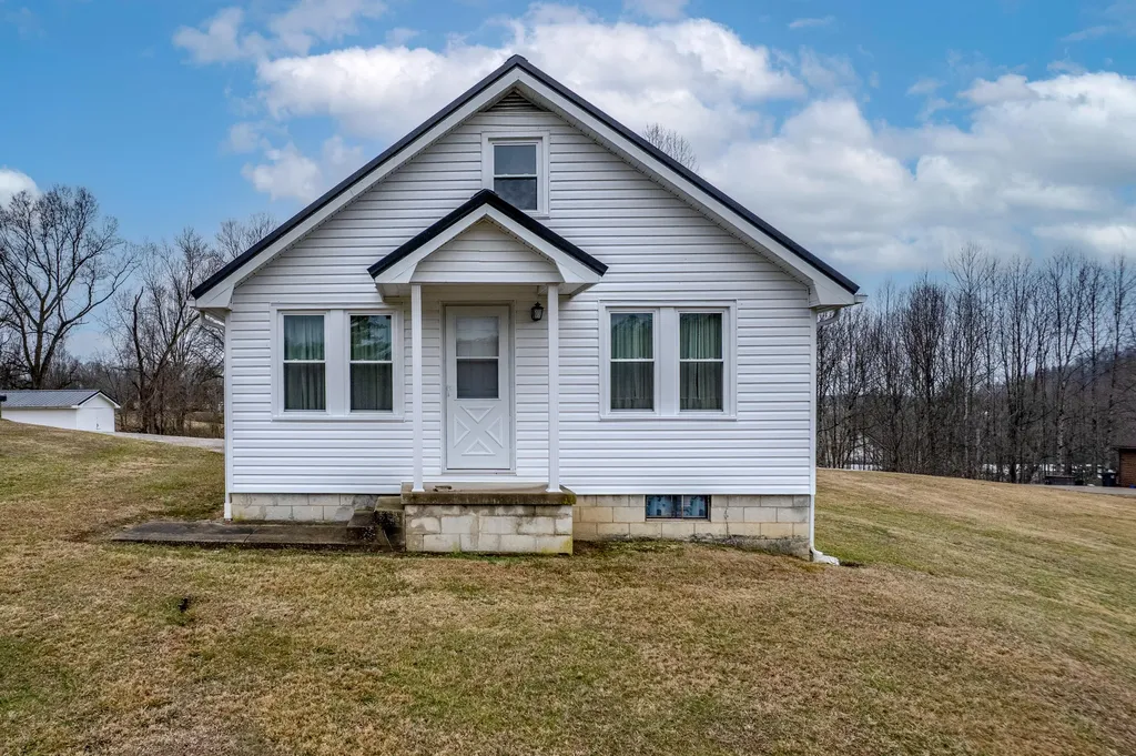 48 Burks Court West Liberty KY 41472