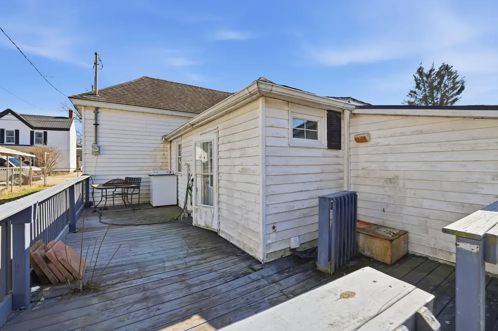 303 Trigg Street Millersburg KY 40348