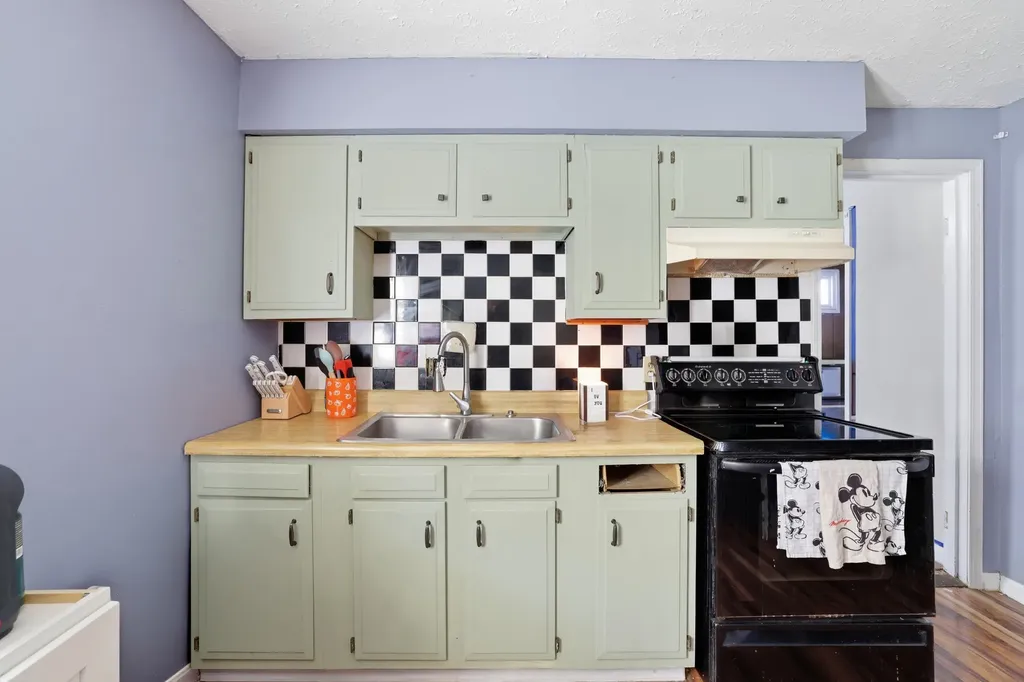 303 Trigg Street Millersburg KY 40348