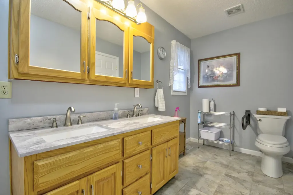 1028 Burnell Drive Berea KY 40403