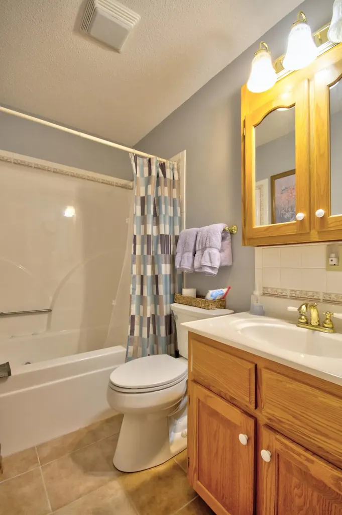 1028 Burnell Drive Berea KY 40403
