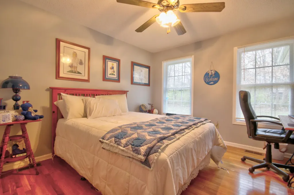 1028 Burnell Drive Berea KY 40403