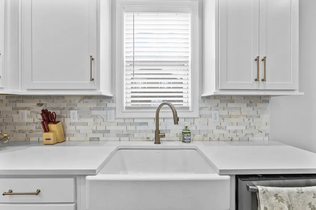 4076 Buttermilk Road Lexington KY 40509