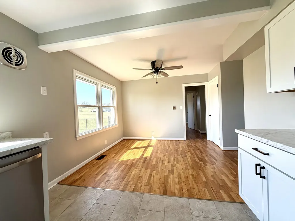 1307 Alton Station Road Lawrenceburg KY 40342
