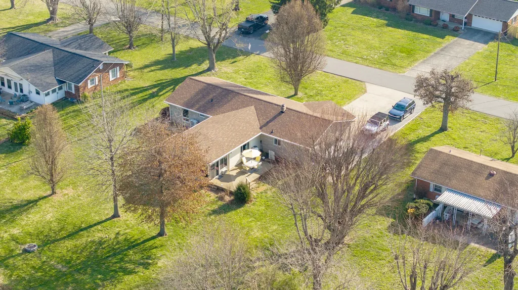 485 Lockett Street Monticello KY 42633