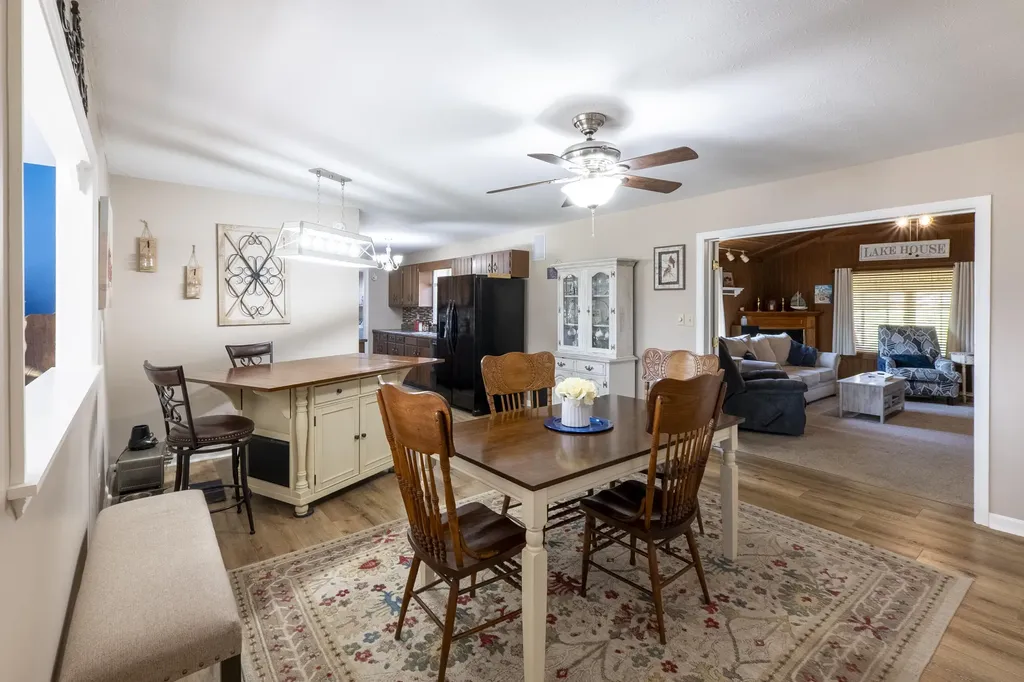 485 Lockett Street Monticello KY 42633