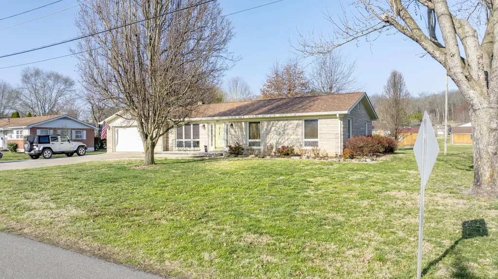 485 Lockett Street Monticello KY 42633