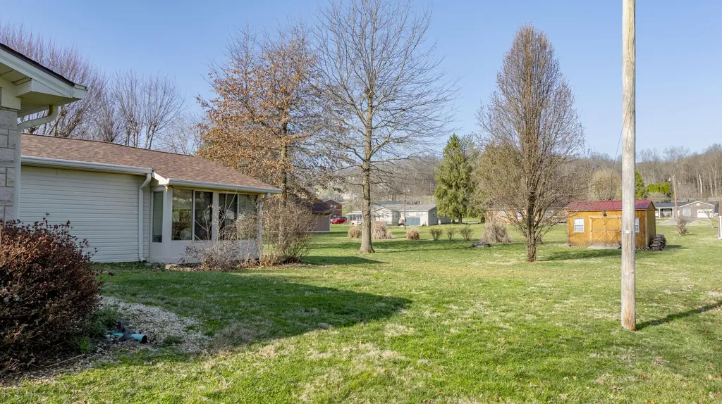 485 Lockett Street Monticello KY 42633