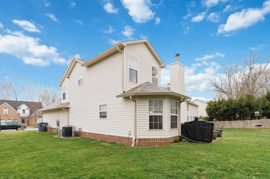 956 Deer Crossing Way Lexington KY 40509