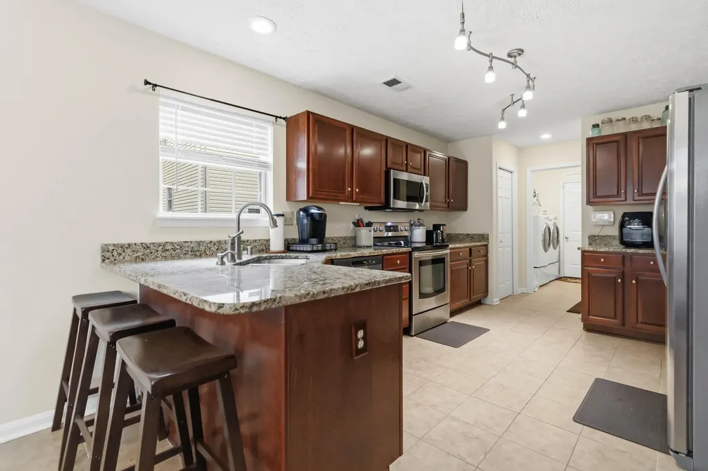 956 Deer Crossing Way Lexington KY 40509
