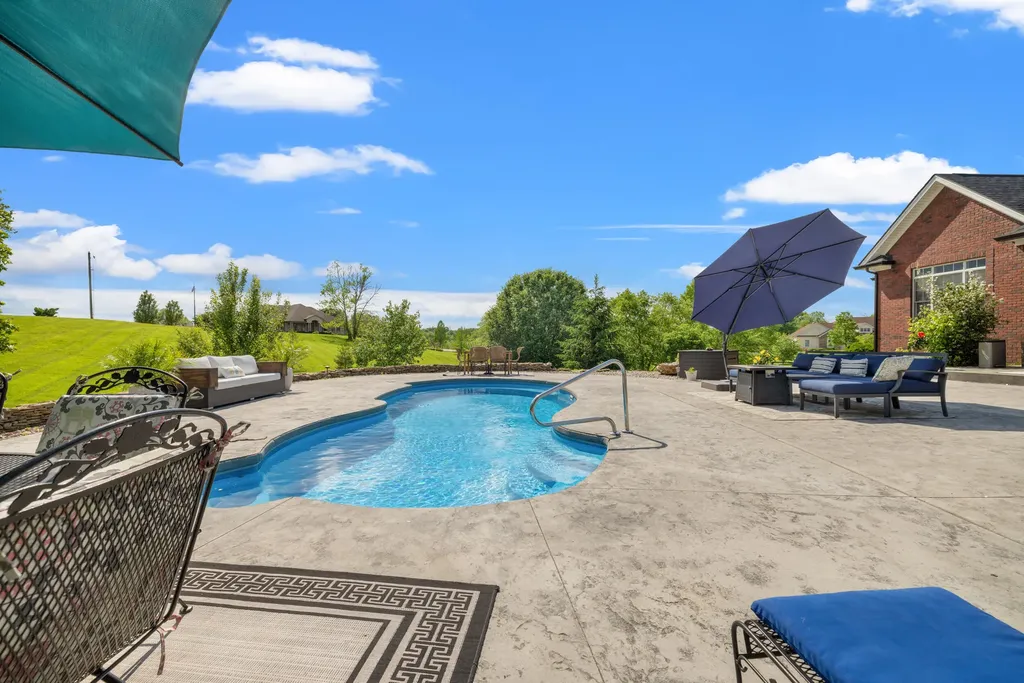 1658 Bypass South Lawrenceburg KY 40342