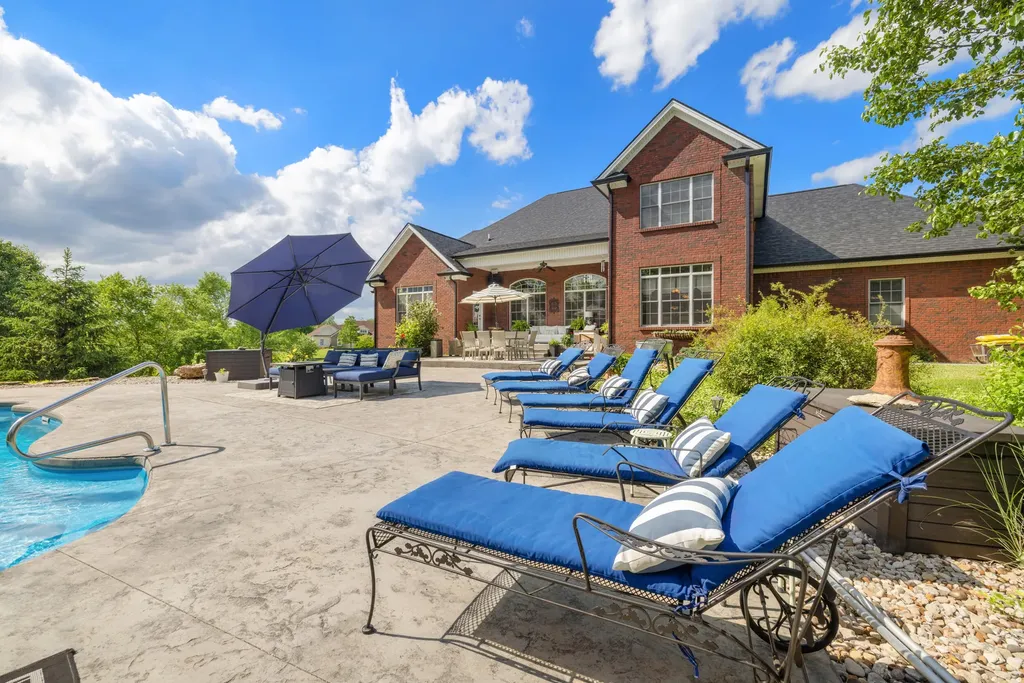 1658 Bypass South Lawrenceburg KY 40342