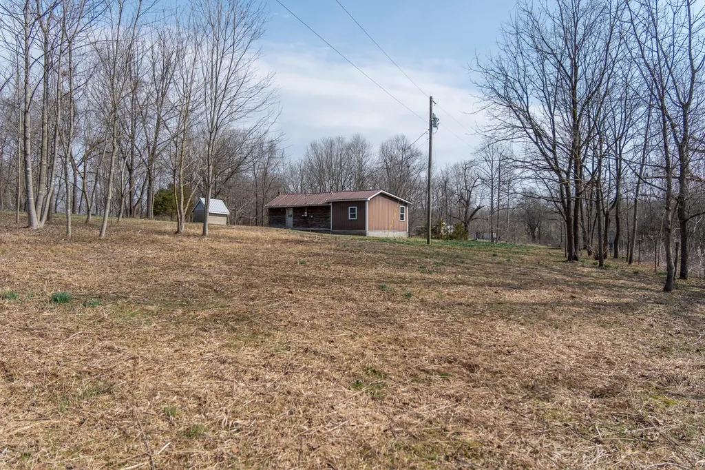7205 Kentucky 39 Crab Orchard KY 40419